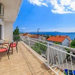 Apartman Lea