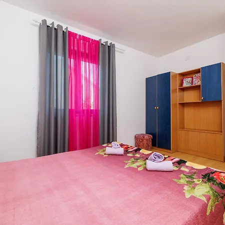 Lea Apartman Selce
